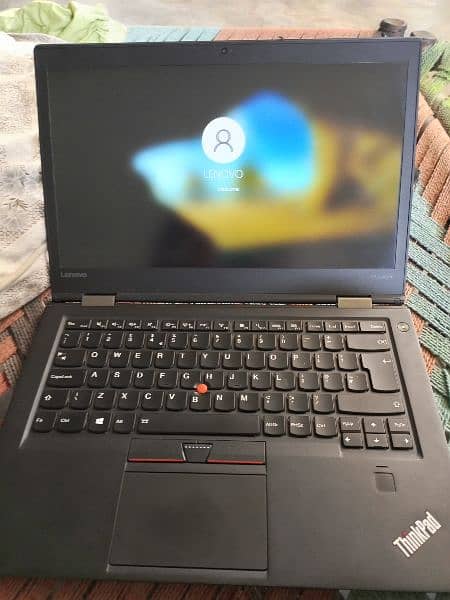 thinkpad 256 GB 8GB RAM SSD corei5 6th generation 1