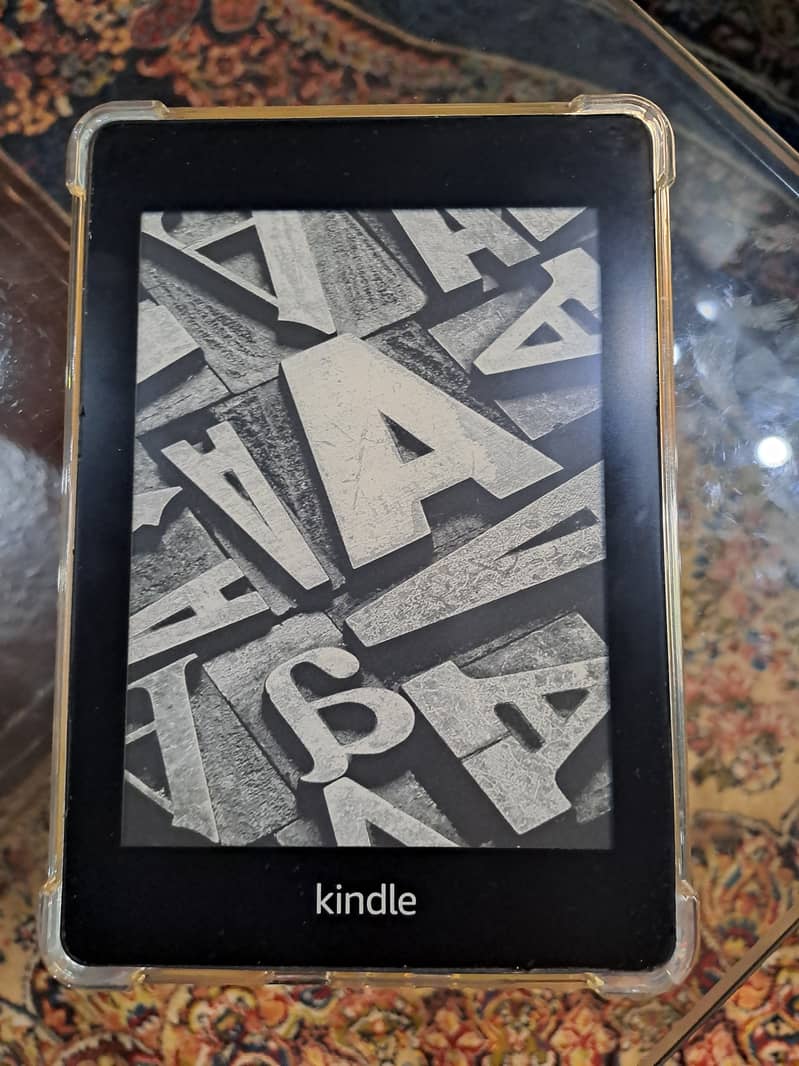 32GB Kindle Paperwhite 4(10th Gen). 6" Waterproof and WiFi 2