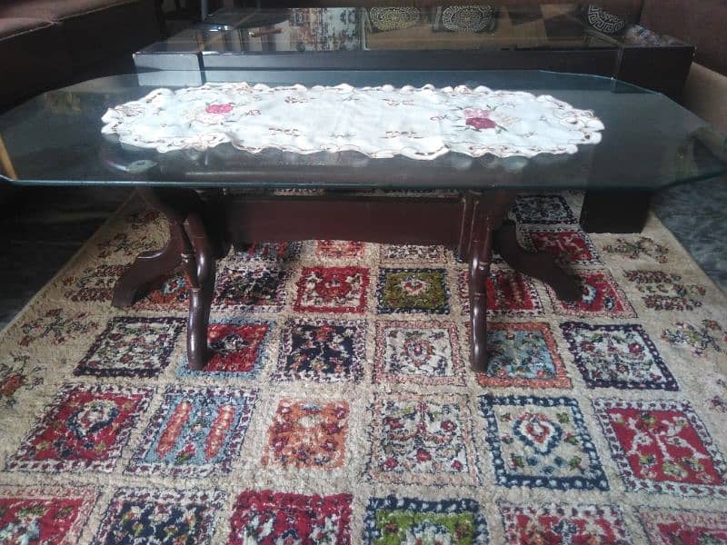 3 pcs glass centre table set for sale in good condition 1