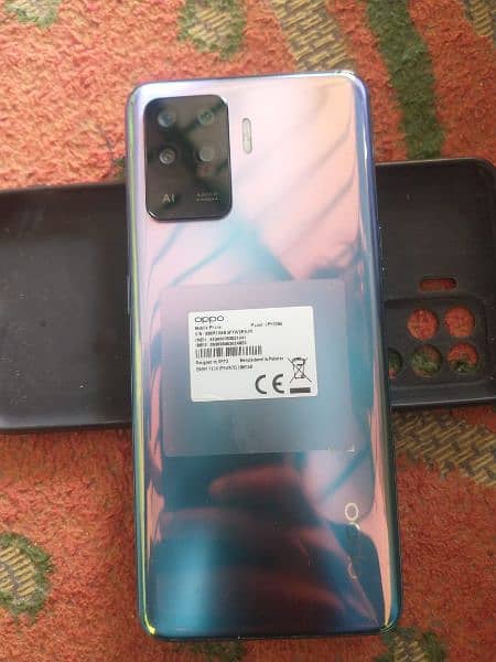 Oppo f19 pro with box charger 0