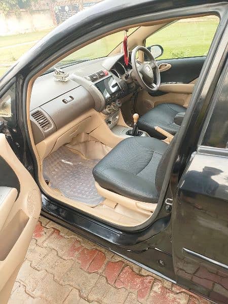 honda city in good condition 2006 model 15