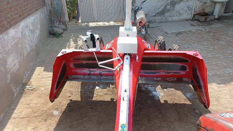 Laser Land Leveler 8