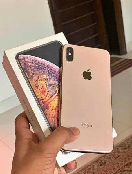 IPHONE XS MAX 1