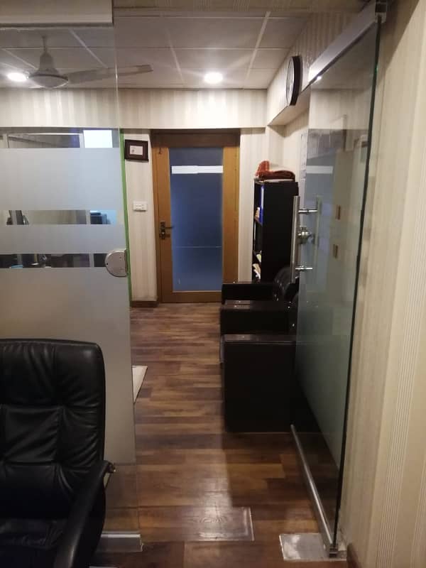 Blue Area Office 300 Square Feet Jinnah Avenue For Sale 1