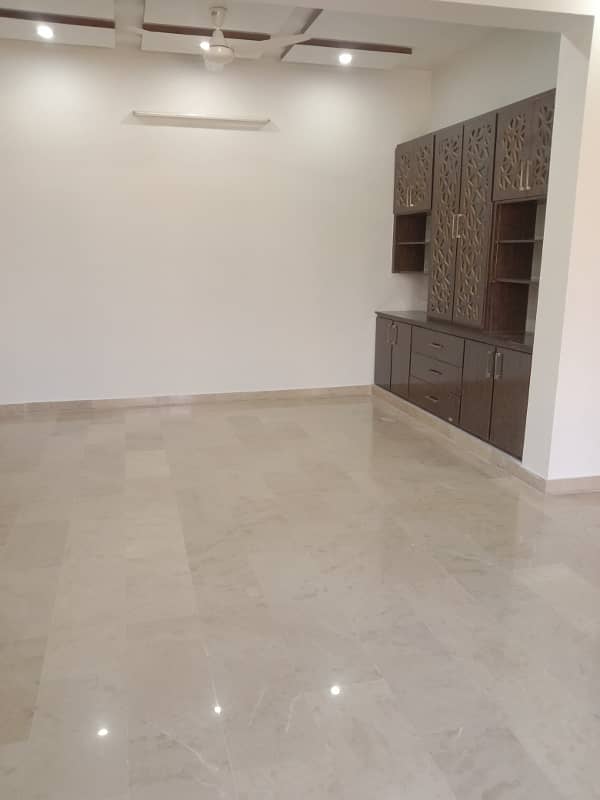 14 Marla 3 bahd upper Portion available for rent 15