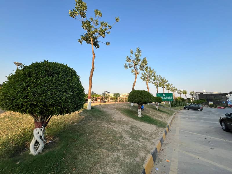 Faisal Town: 7 Marla Plot for Sale at Faisal Town 20