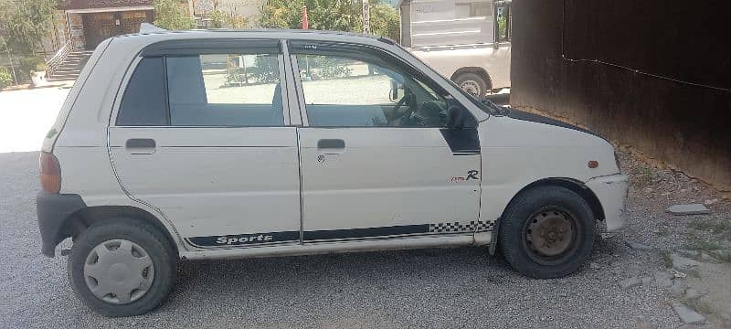 Daihatsu Cuore 2004 8