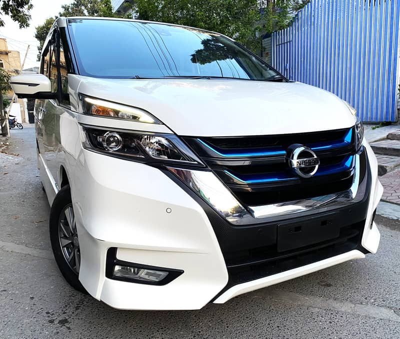 Nissan Nissan Serena HIGHWAY STAR 4.5 Grade 1