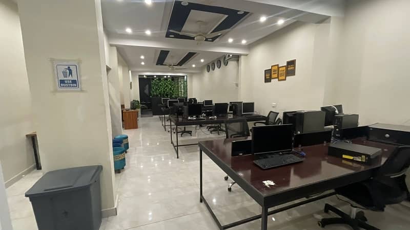 Beautiful Office Available For Rent 16