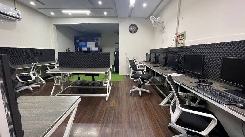 Beautiful Office Available For Rent 4