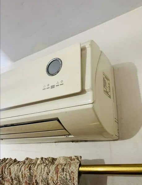 Gree 1 ton split AC perfect cooling 2