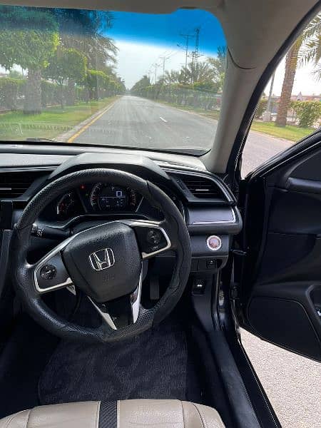 Honda Civic Oriel 2018 8