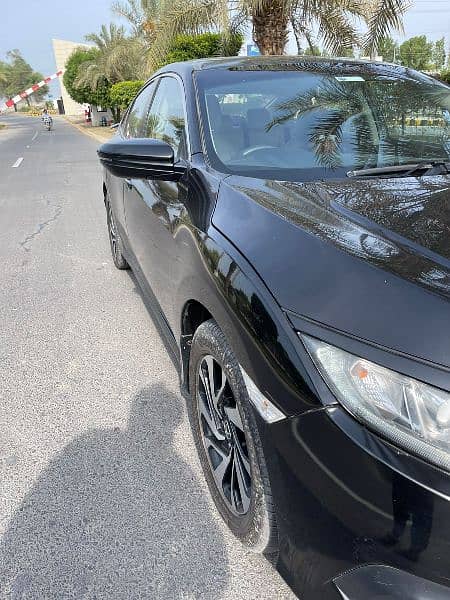 Honda Civic Oriel 2018 12