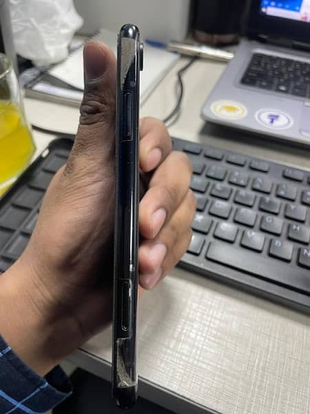 Iphone XR 64gb PTA Approved 3