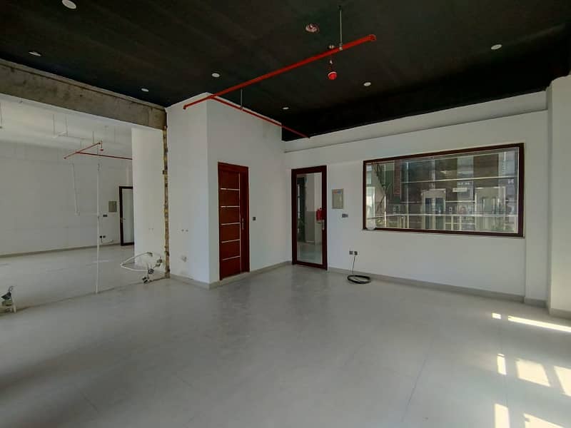 462 Sq ft. Wonder Full Commercial Space For Office On Rent At Very Ideal Location Of F 7 Markaz Islamabad 4