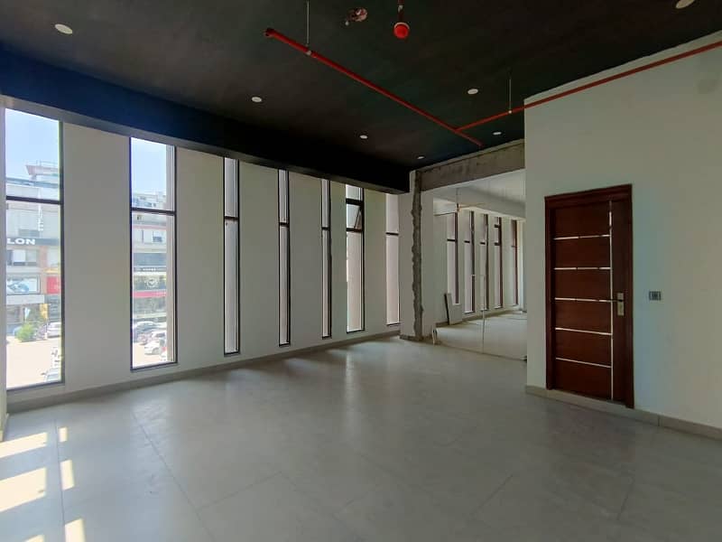 462 Sq ft. Wonder Full Commercial Space For Office On Rent At Very Ideal Location Of F 7 Markaz Islamabad 5