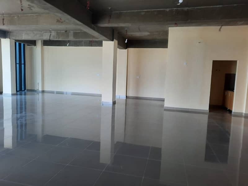 2300 Sq ft Commercial Space Available On Rent In Park Enclave 3