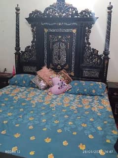 king size bed / dressing table / side table / chinioti furniture