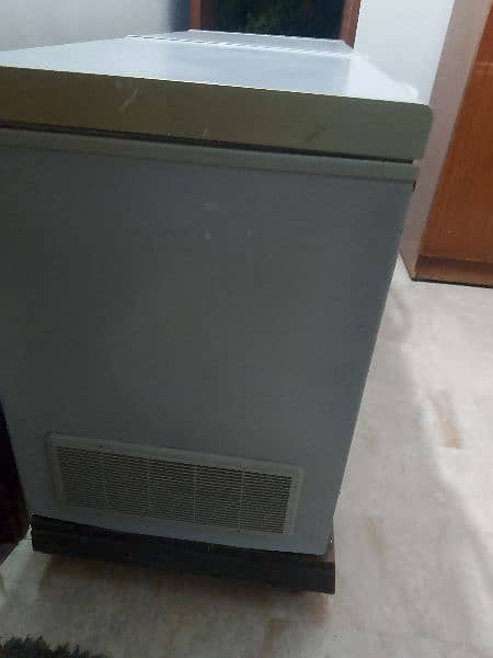 DEEP FREEZER DOUBLE DOOR AVAILABLE FOR SALE 6