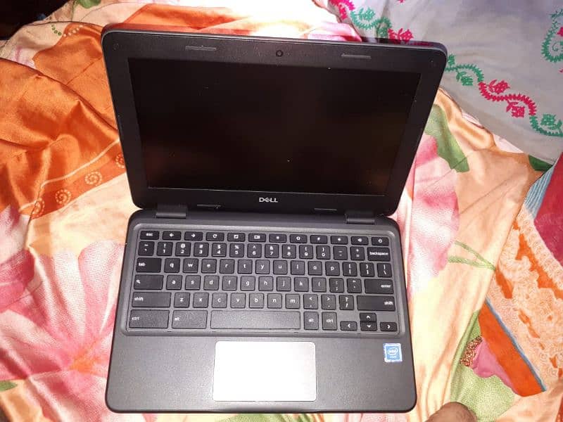 New Dell type c Chromebook with charger 4/16 condition 10/10 1