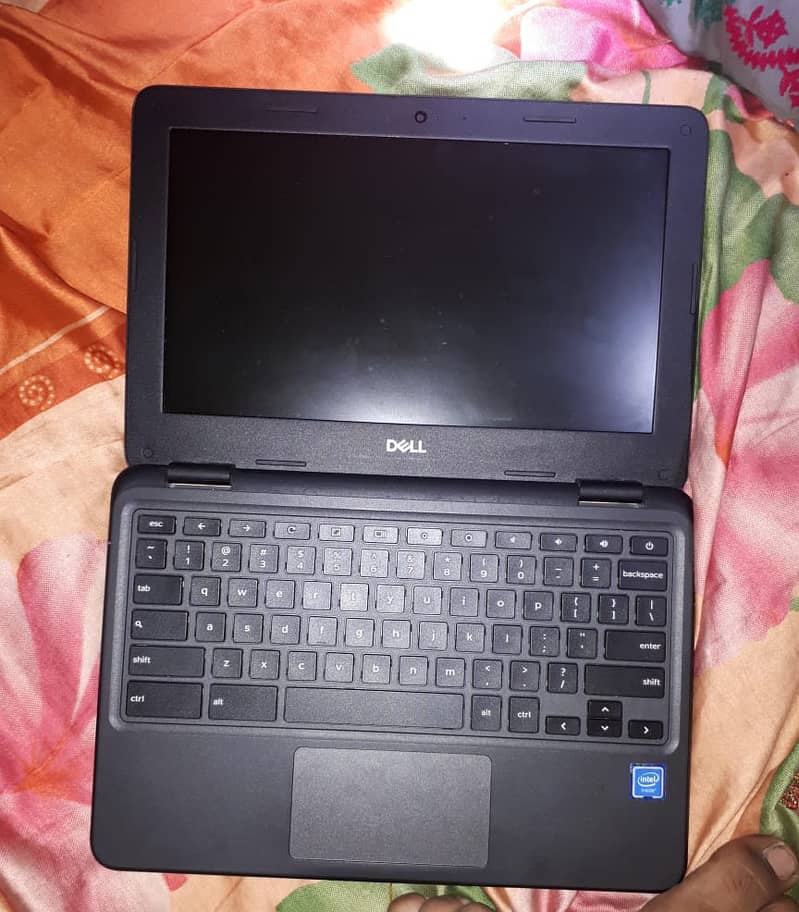 New Dell type c Chromebook with charger 4/16 condition 10/10 2