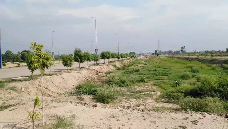 5 Marla Plot File for sale in Raiwind Road 6