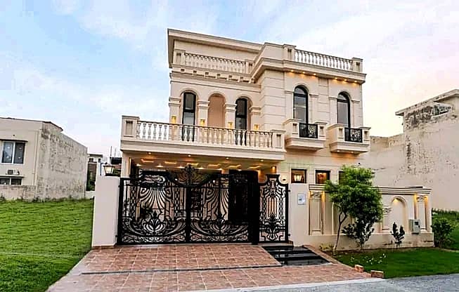 10 marla Ultra Designer house available for rent 0