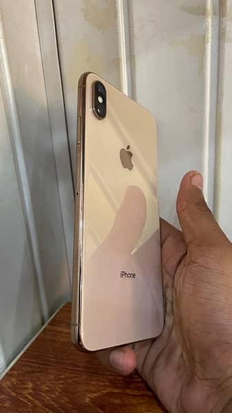 iPhone XS Max 2