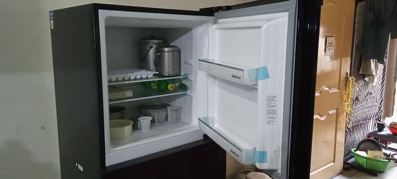 Dawlance Inverter Refrigerator 9178 model 4