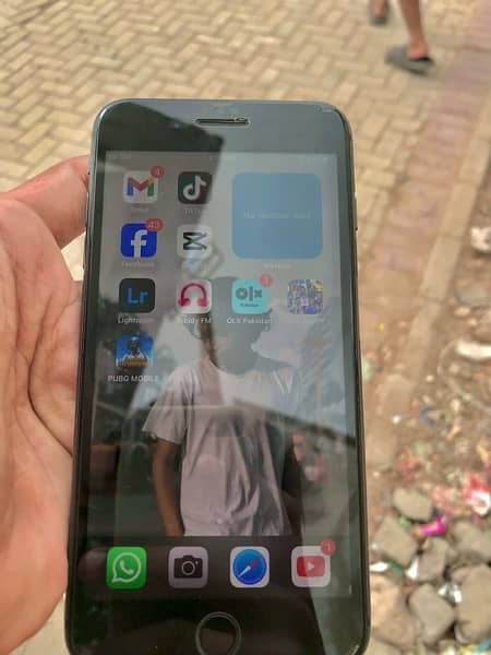 iPhone 8 Plus non pta 10 by 10 64 gb 10