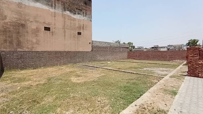 6 Marla Residential Plot Available For Sale Opposite Pak Fan University Road , City Gujrat 5