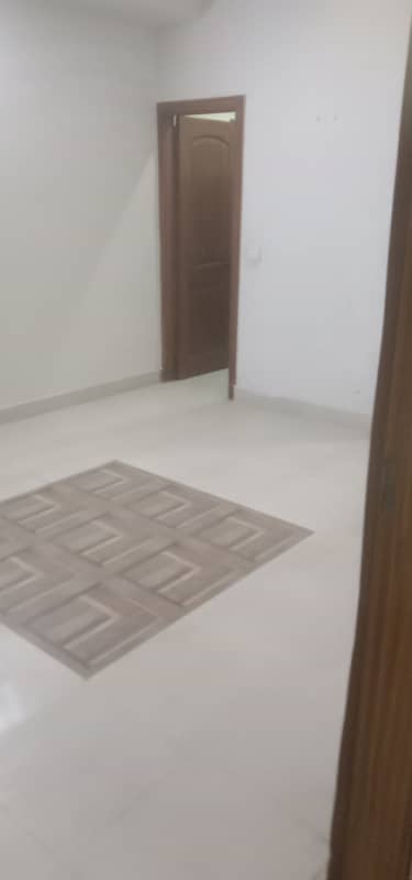 3 Bed Flat 1st Floor at B Block Mini Markaz, B17 7