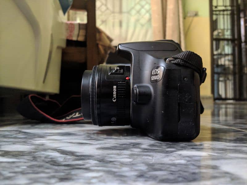 Canon 1200d DSLR Camera with 50mm f 1.8 lens with UV filter 7