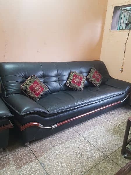 6 leather sofas set & leather table 2
