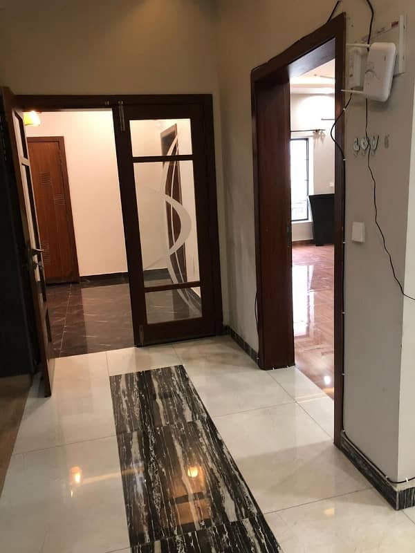 Multi B17 Islamabad 1 knal House brand new 1