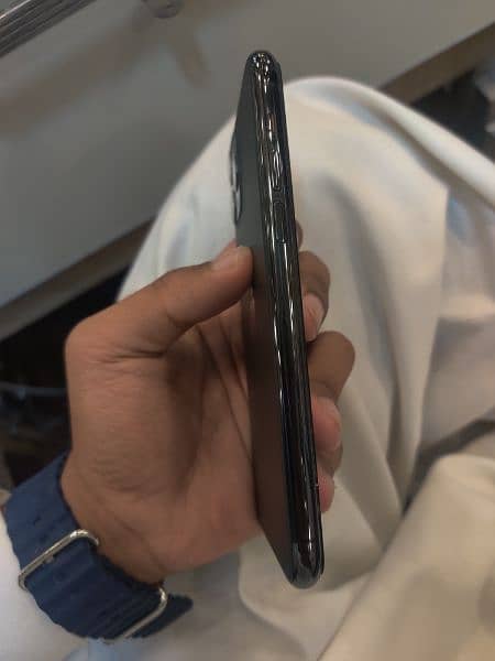 iphone 11 pro 64 gb 2