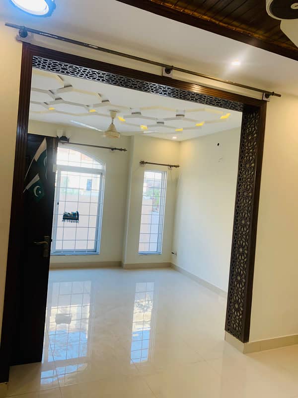 Brand New 5 Marla Single Unit House, 3 Bed Room With attached Bath, Drawing Dinning, Kitchen, T. V Lounge Servant Quarter 6