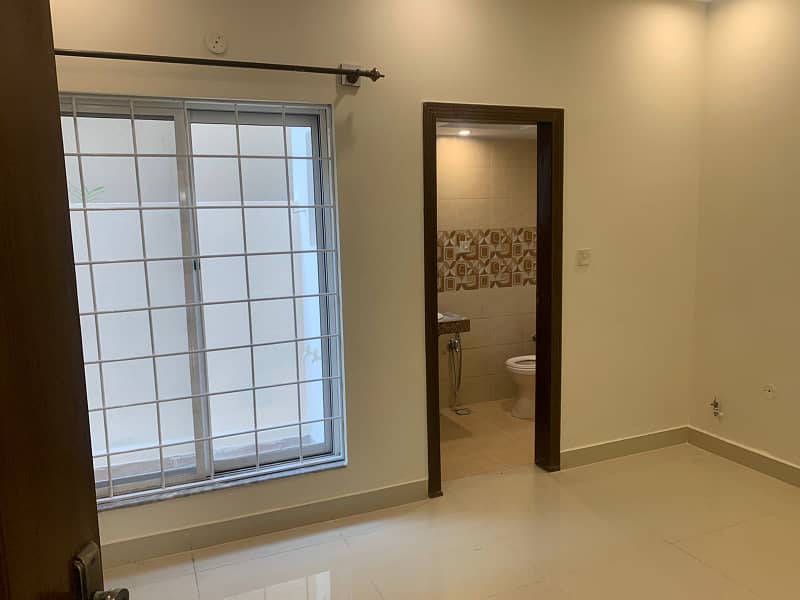 Brand New 5 Marla Single Unit House, 3 Bed Room With attached Bath, Drawing Dinning, Kitchen, T. V Lounge Servant Quarter 25