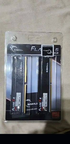 G. Skill, Kingston different DDR5 intel and amd RGB rams 3