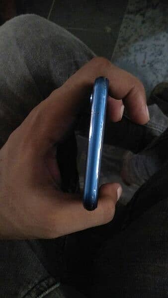 Huawei P20 4Gb Ram 64Gb storage 3