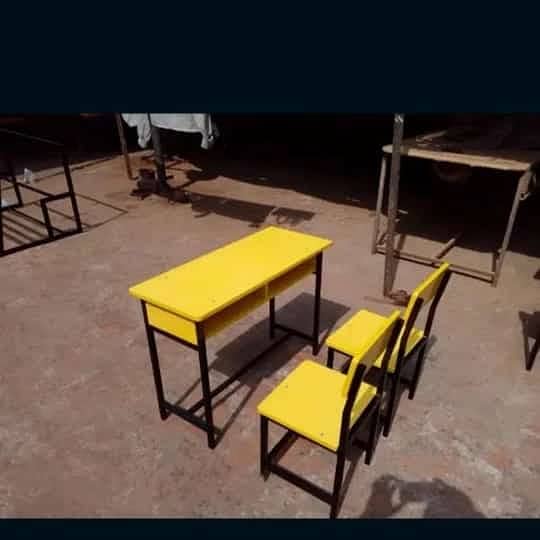 School furniture|Bench|Chair table|Chair|Desk|Student desk 4