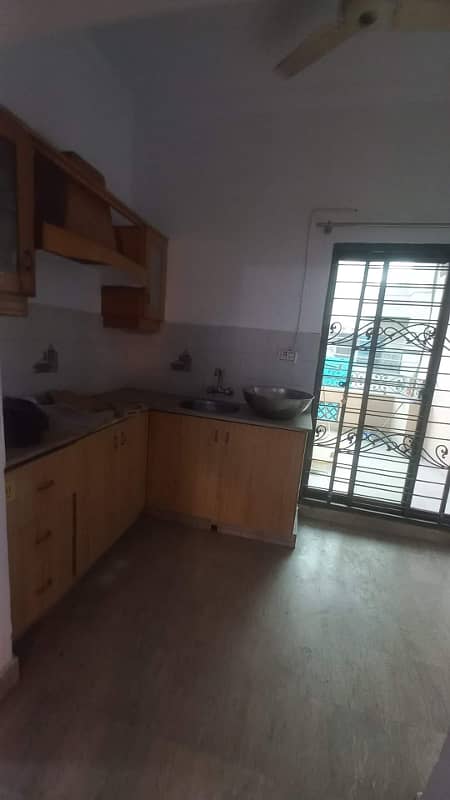 5 marla full house for rent johar town near to expo center 1