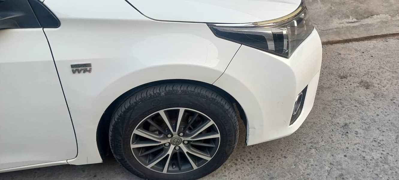 Toyota Corolla Altis Grande CVT-i 1.8 2016 1