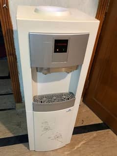 Toshiba Water Dispenser