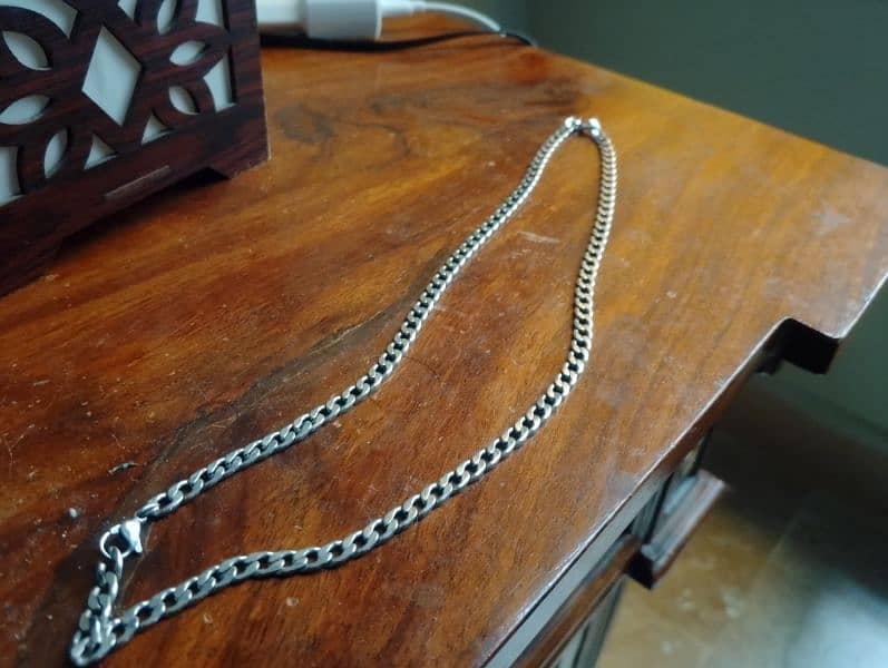 Pure Steel Chain 1