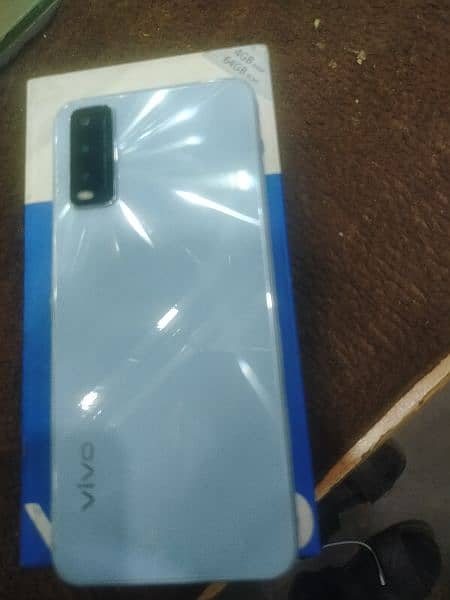 vivo Y20 with Box 1