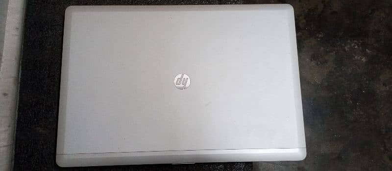 Hp folio9470m 9