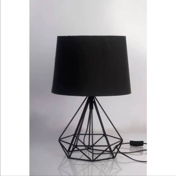 Diamond Shape Lamp Modern Geometric Wired Metal Hollowed Table Lamp 7