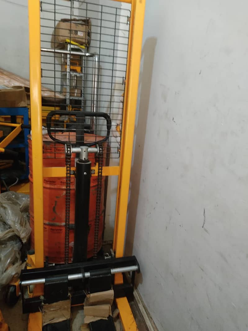 electric powered pallet truck , stacker, forklifter, trolley 2