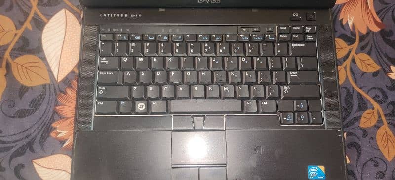 Dell core i5 m520 for urgent sale. 4